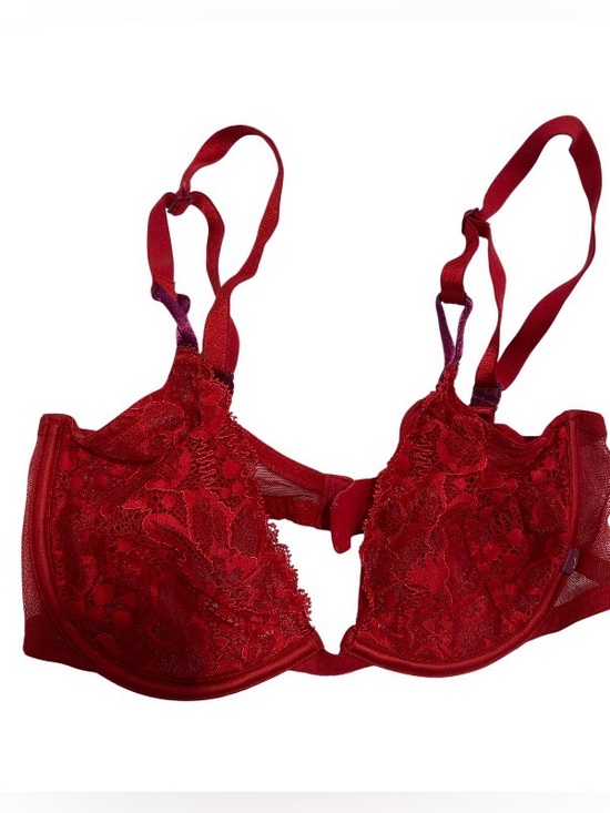 Victoria's Secret Other - Victoria Secret Red Lace Underwire Unlined Demi Bra size 34D, crisscross back